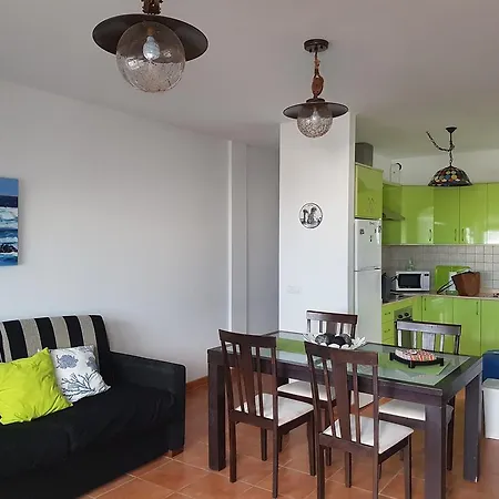 Apartman Apartamento El Coral *